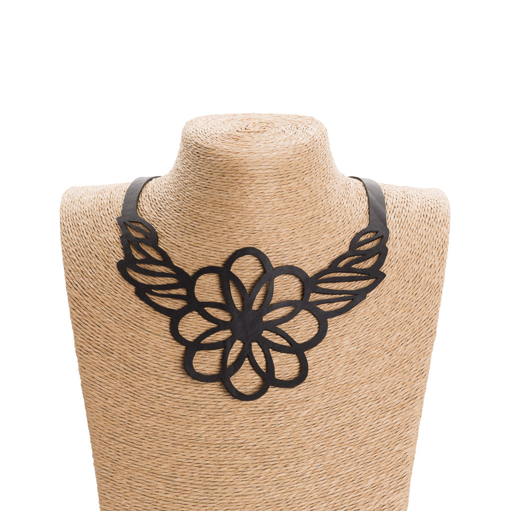 Hanami Beautiful Inner Tube Necklace